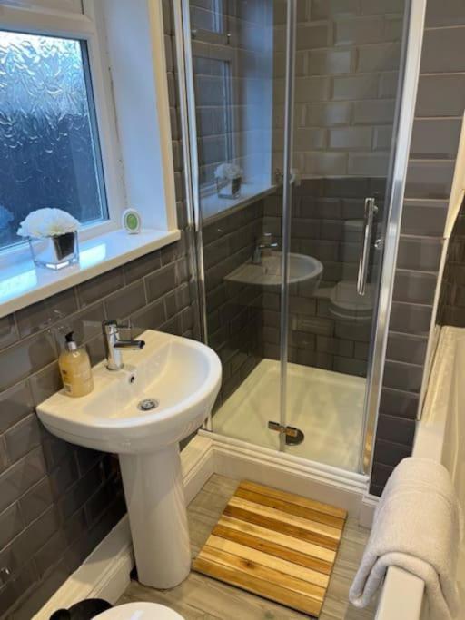 Oakstays Forest Hall 외부 사진